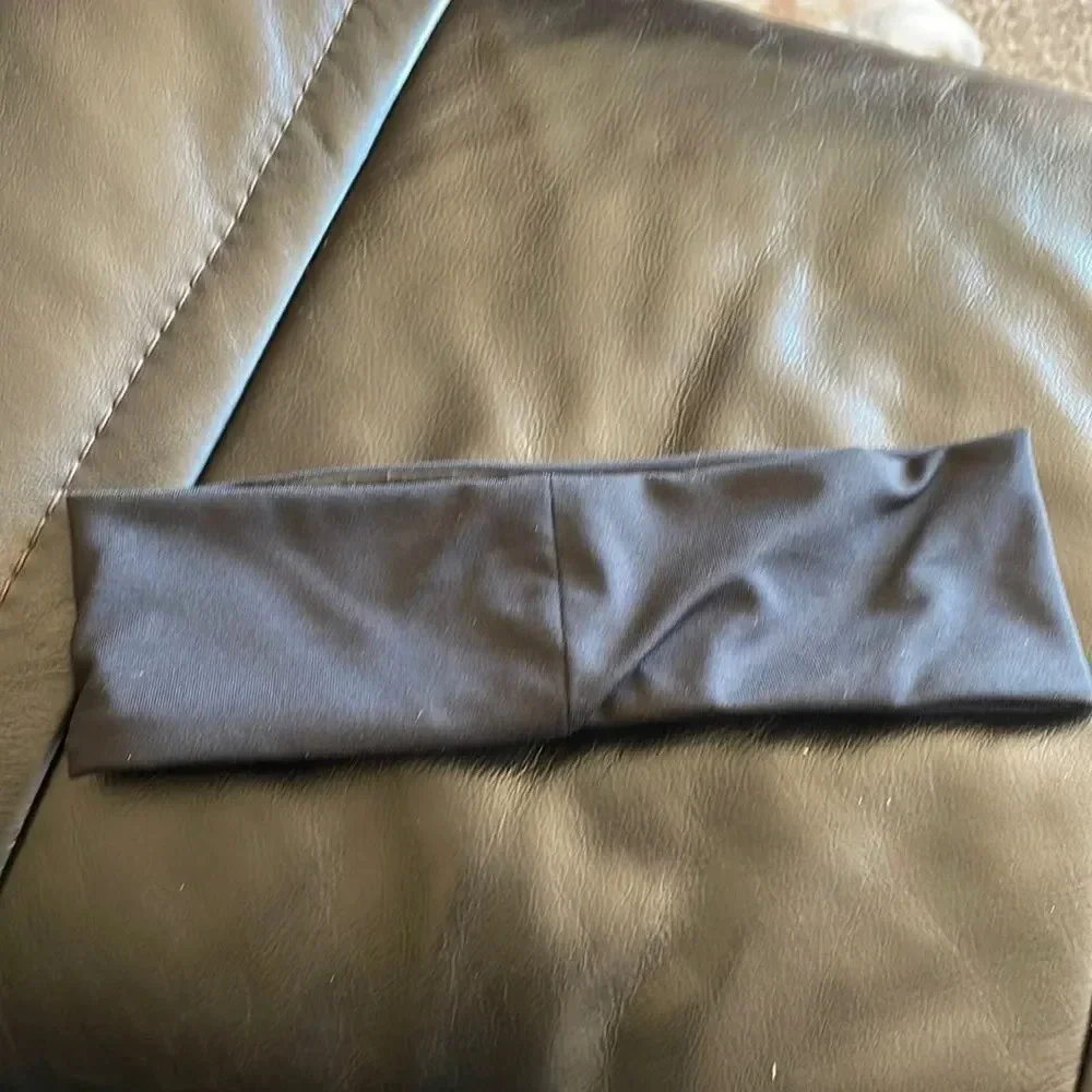 NIKE kids black headband